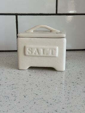 Crate & Barrel Cream White Ceramic Salt Cellar w/ Lid – Signed B. Eigan